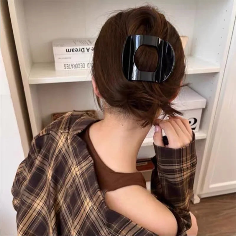 Vintage Elegant Hair Claw Clips/ Arc Shape